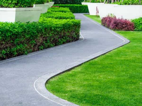 Walkway Curb Installation in Huntersville