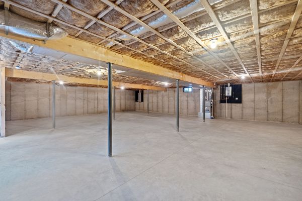 Cost of Basement Floor Installation in Huntersville